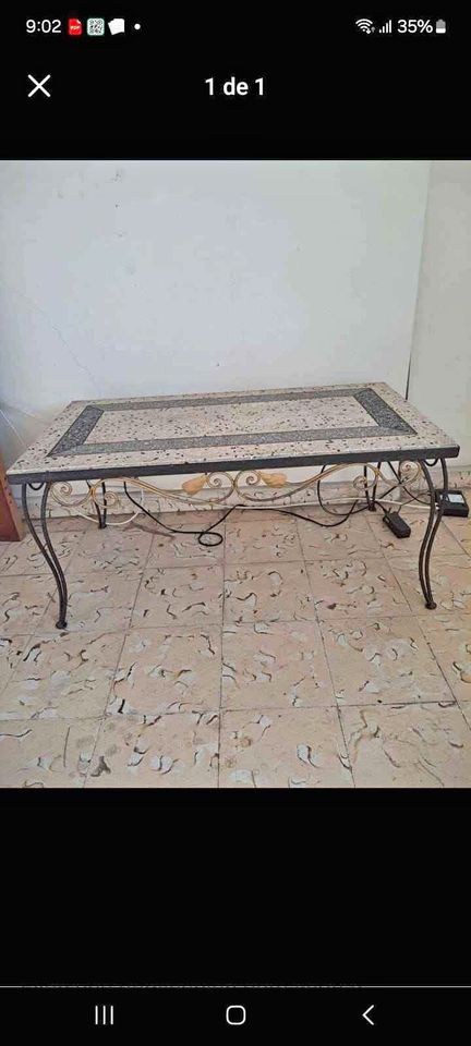 Se vende mesa de mosaico en remate